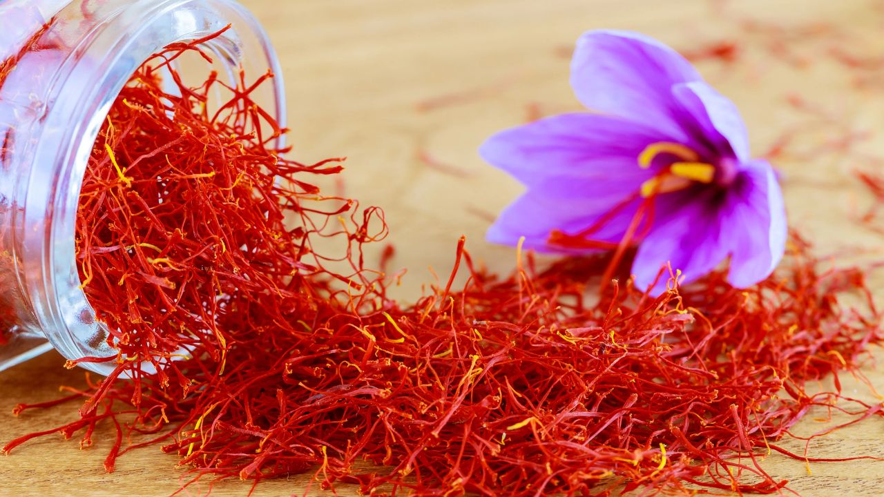 Saffron Benefits: ఈ ఆరోగ్య సమస్యలు తగ్గించడానికి.. కుంకుమ పువ్వు బెస్ట్ ఆప్షన్