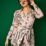 Sreemukhi : చురకత్తుల్లాంటి కళ్లతో రాములమ్మ న్యూ స్టిల్స్ అదుర్స్..