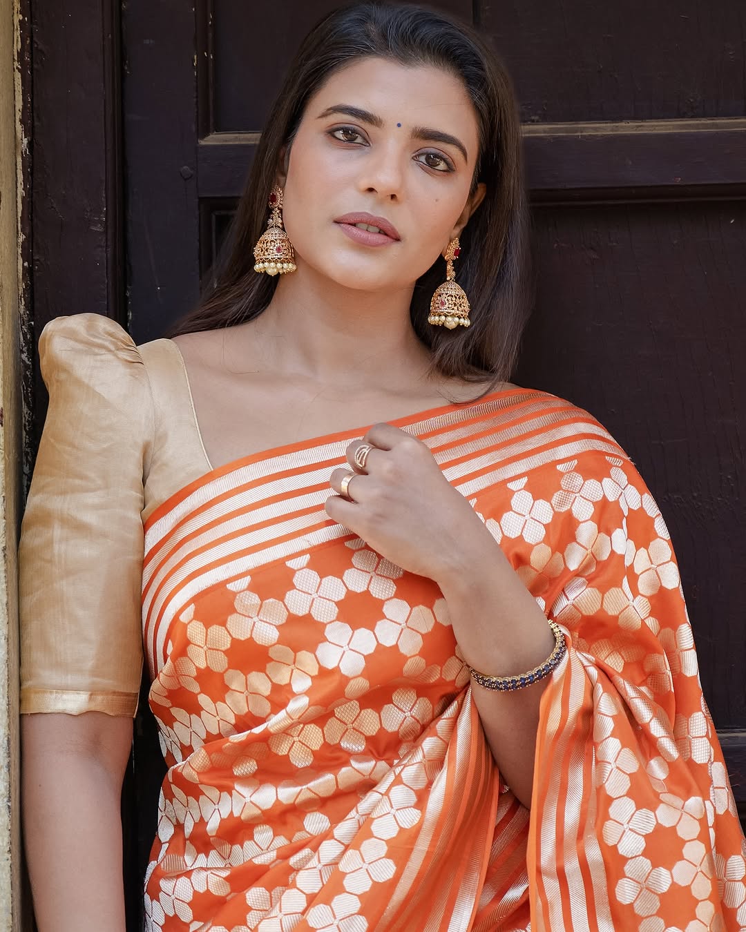 Actress Aishwarya Rajesh Photo Gallery