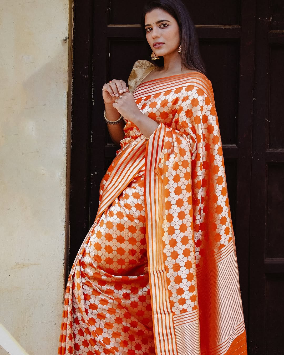 Actress Aishwarya Rajesh Photo Gallery