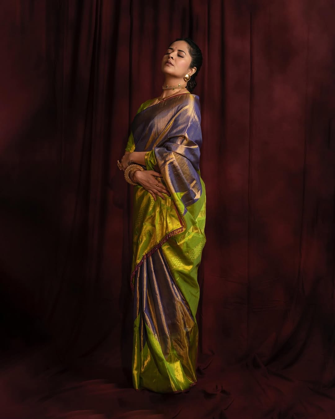 Actress Anasuya Photo Gallery