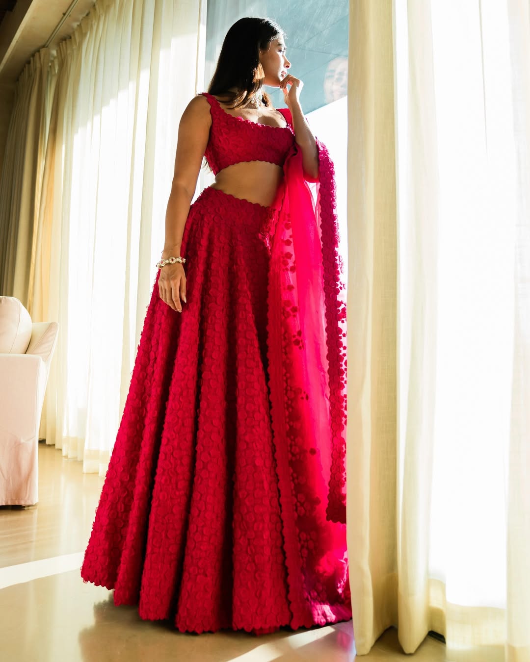 Pooja Hegde Photo Gallery