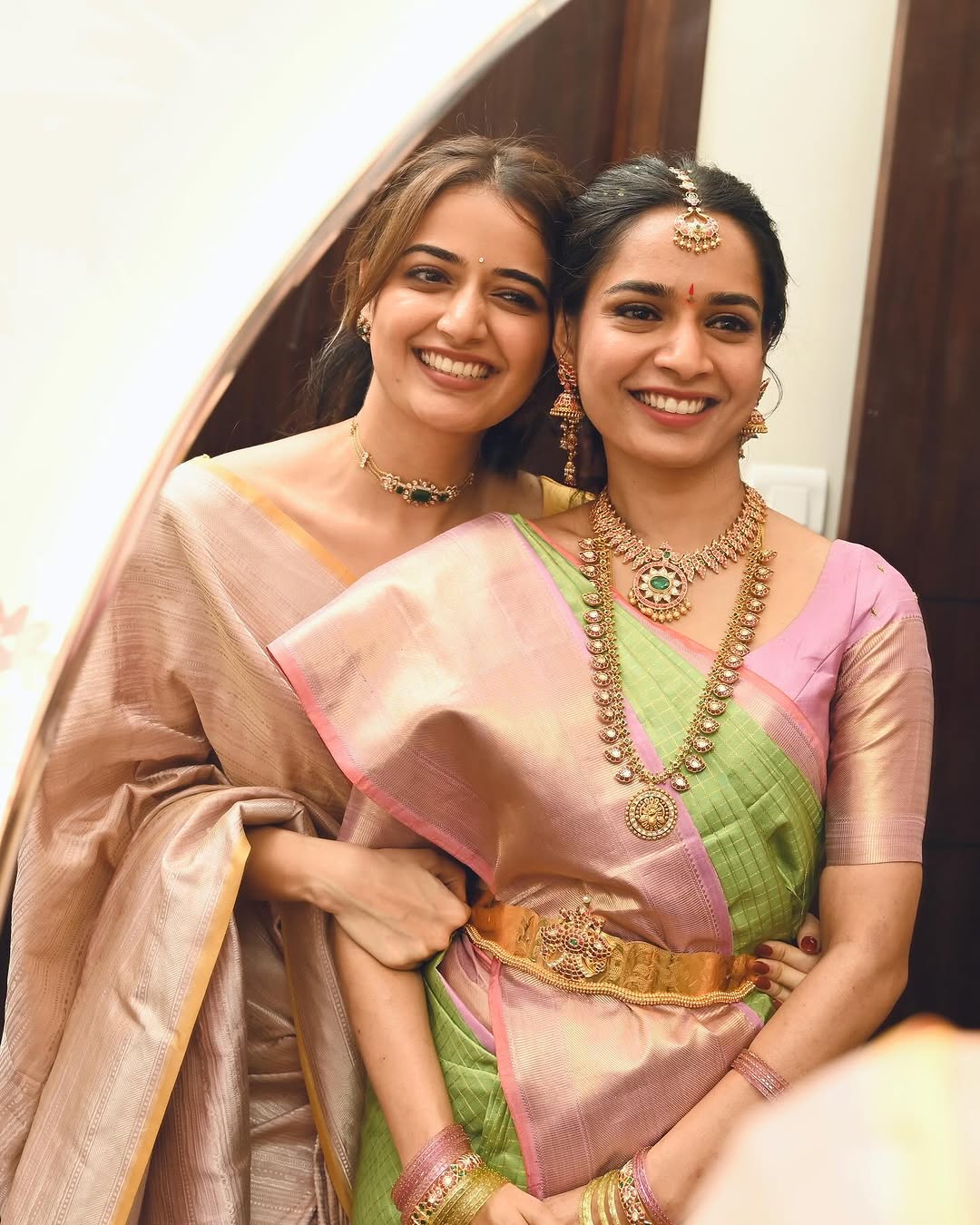 Ashika Ranganath Photo Gallery
