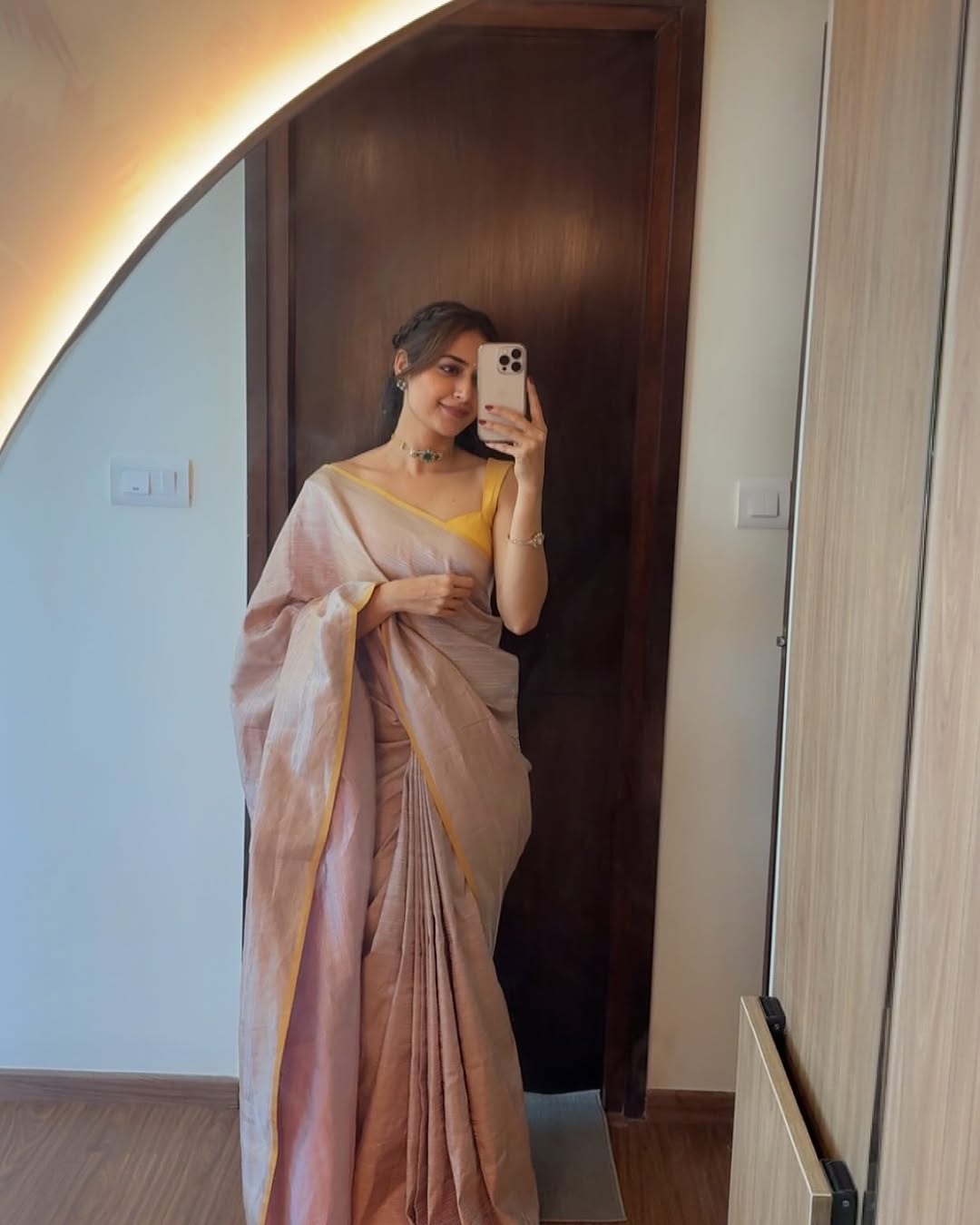 Ashika Ranganath Photo Gallery