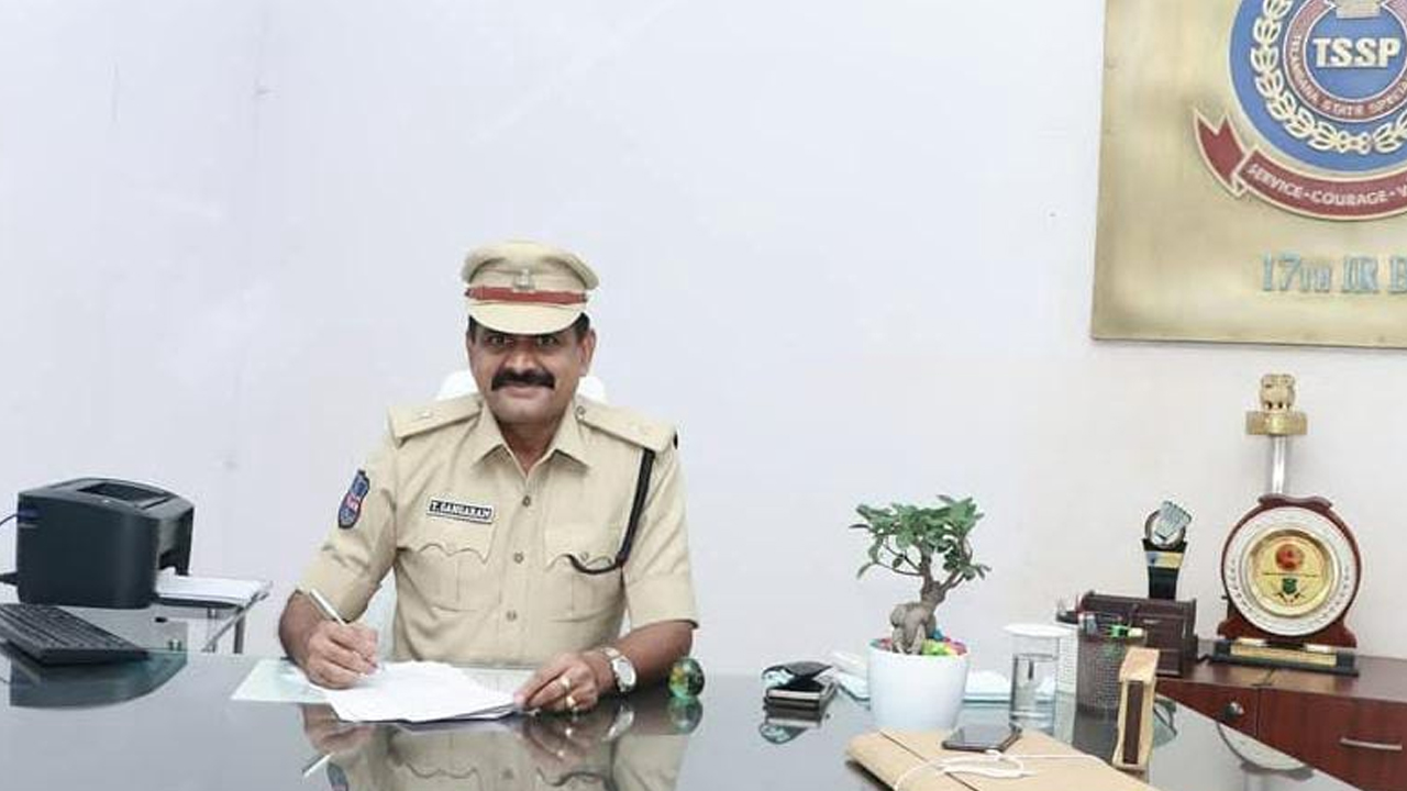 Commandant Dies: లిఫ్ట్‌ ప్రమాదంలో కమాండెంట్ గంగారాం మృతి