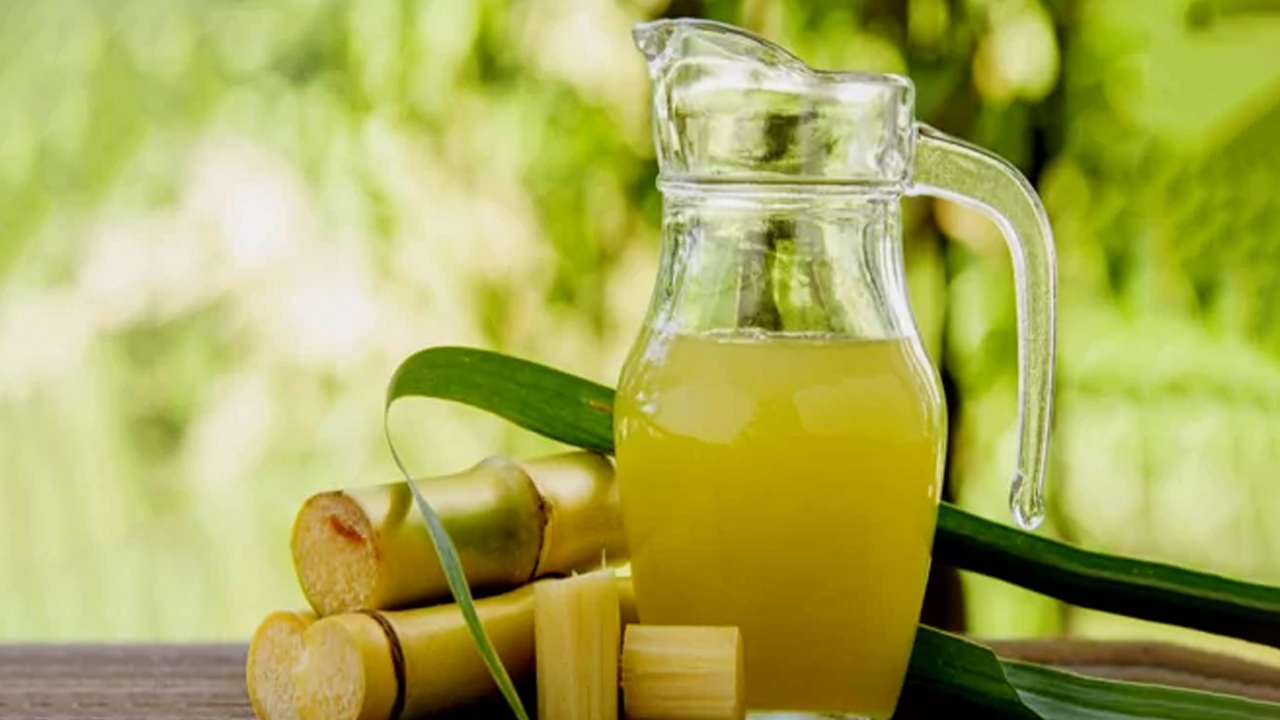 Sugarcane Juice: చెరుకు రసం తాగుతున్నారా.. ఈ పొరపాటు అస్సలు చేయకండి.. చాలా డేంజర్..!