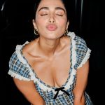 Pooja Hegde: ముద్దులతో చంపేస్తున్న పూజా హెగ్డే.. అందాలతో హీట్ పెంచేసిందిగా..!