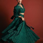 Neha Shetty: థ్రోబ్యాక్ ఫోటోలు షేర్ చేసిన నేహా.. అప్పట్లో ఎంత పద్ధతిగా ఉందో.!