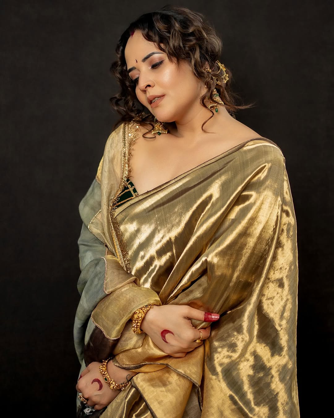 Anasuya Bharadwaj Photo Gallery