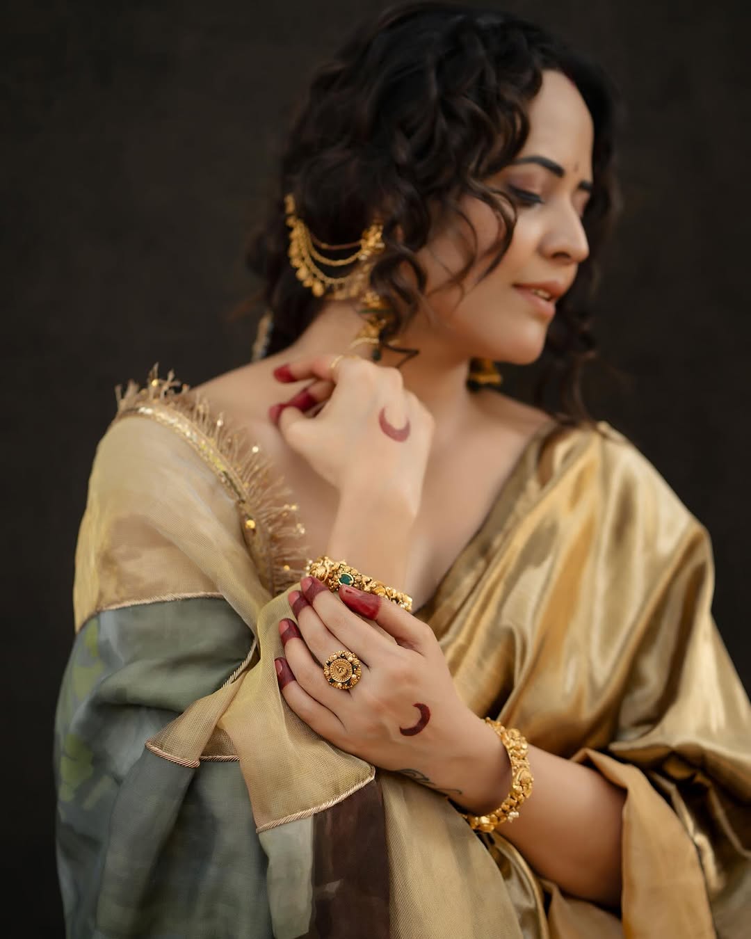 Actress Anasuya Bhardwaj Photo Gallery