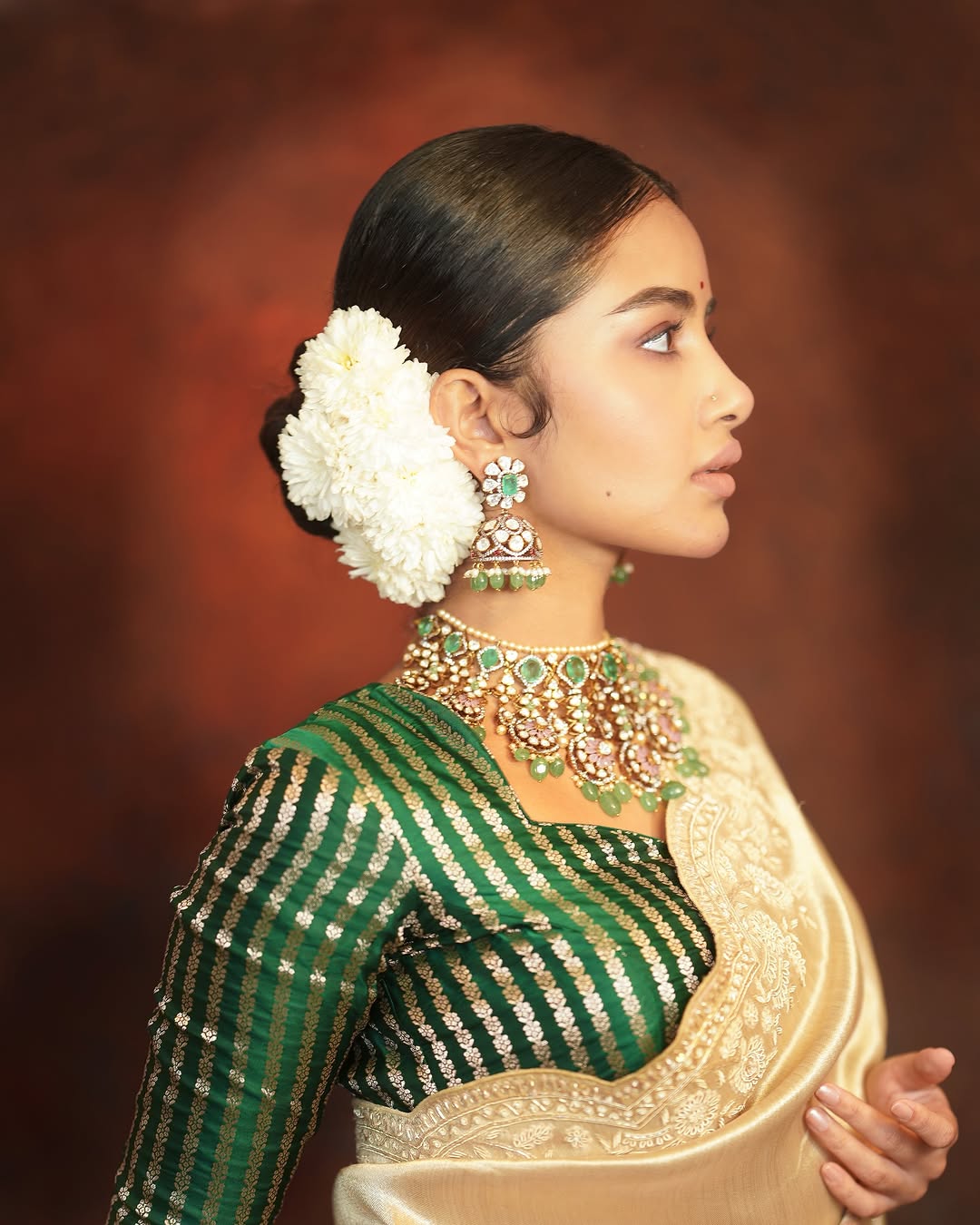 Actress Anupama Parameswaran Photo Gallery