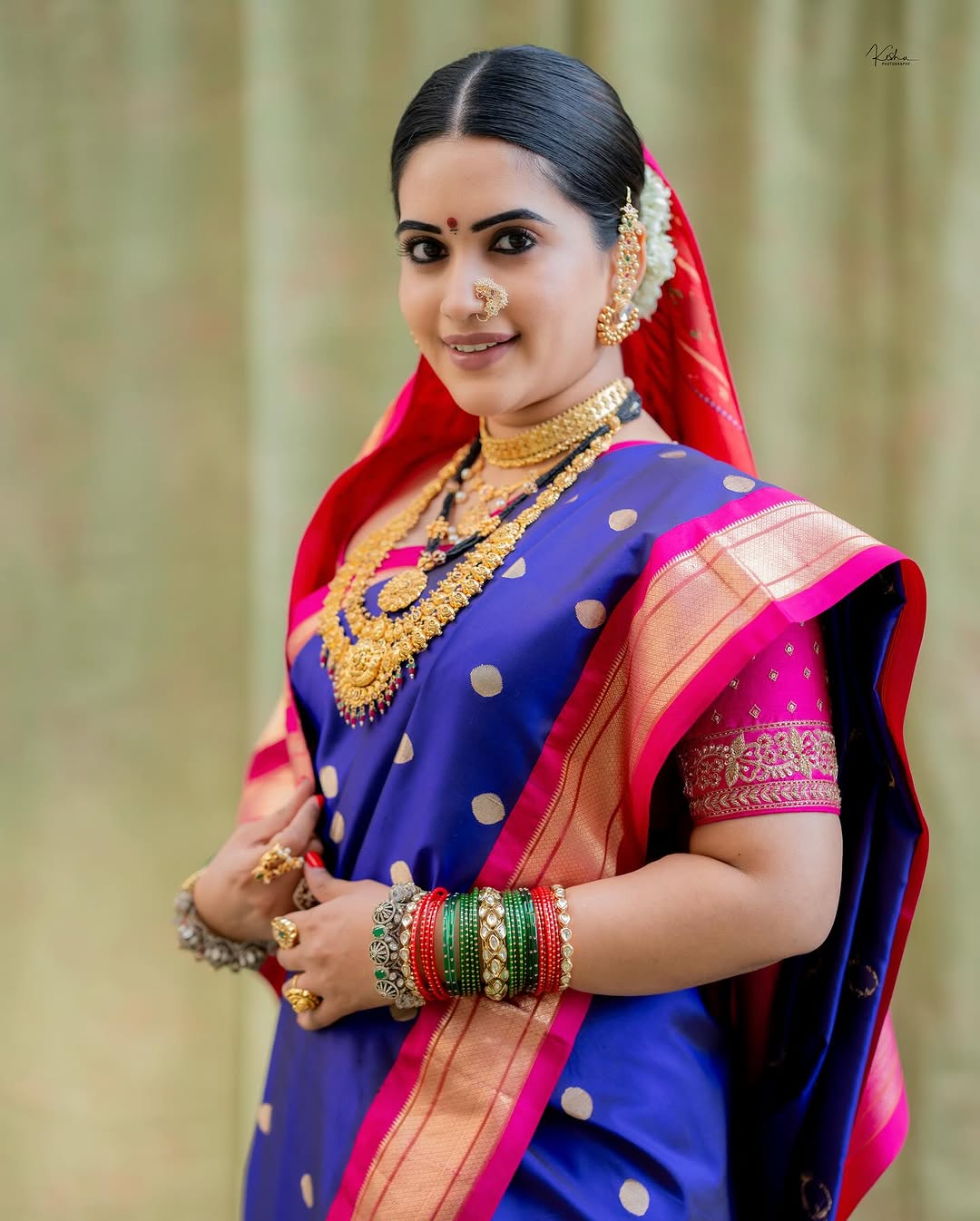 Sravanthi Chokarapu Photo Gallery