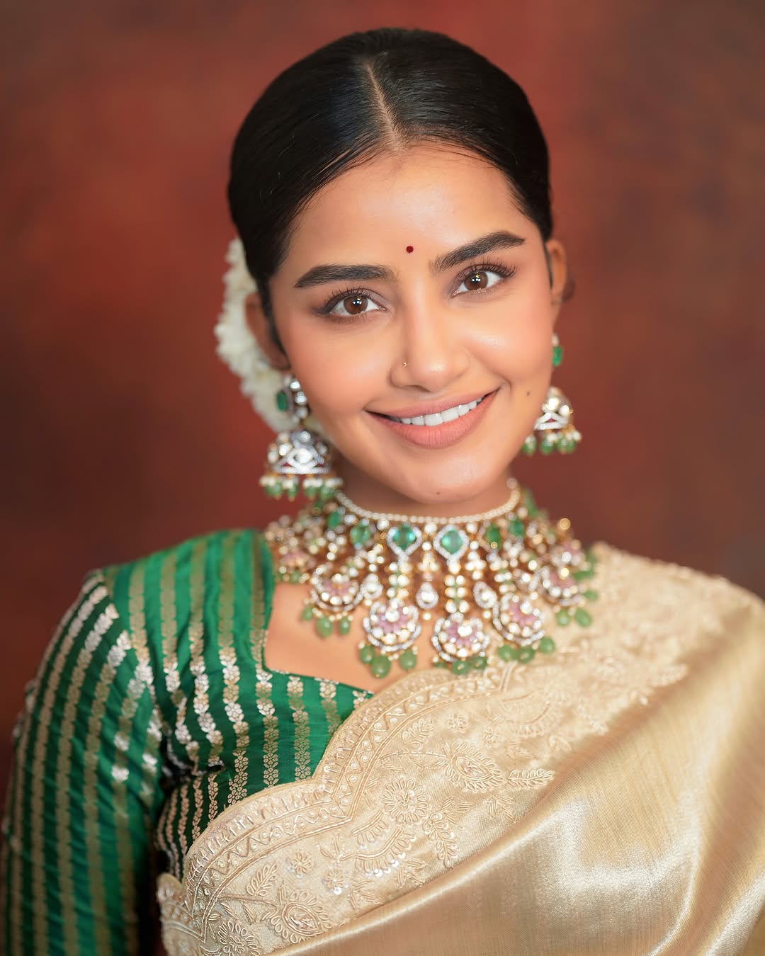 Actress Anupama Parameswaran Photo Gallery