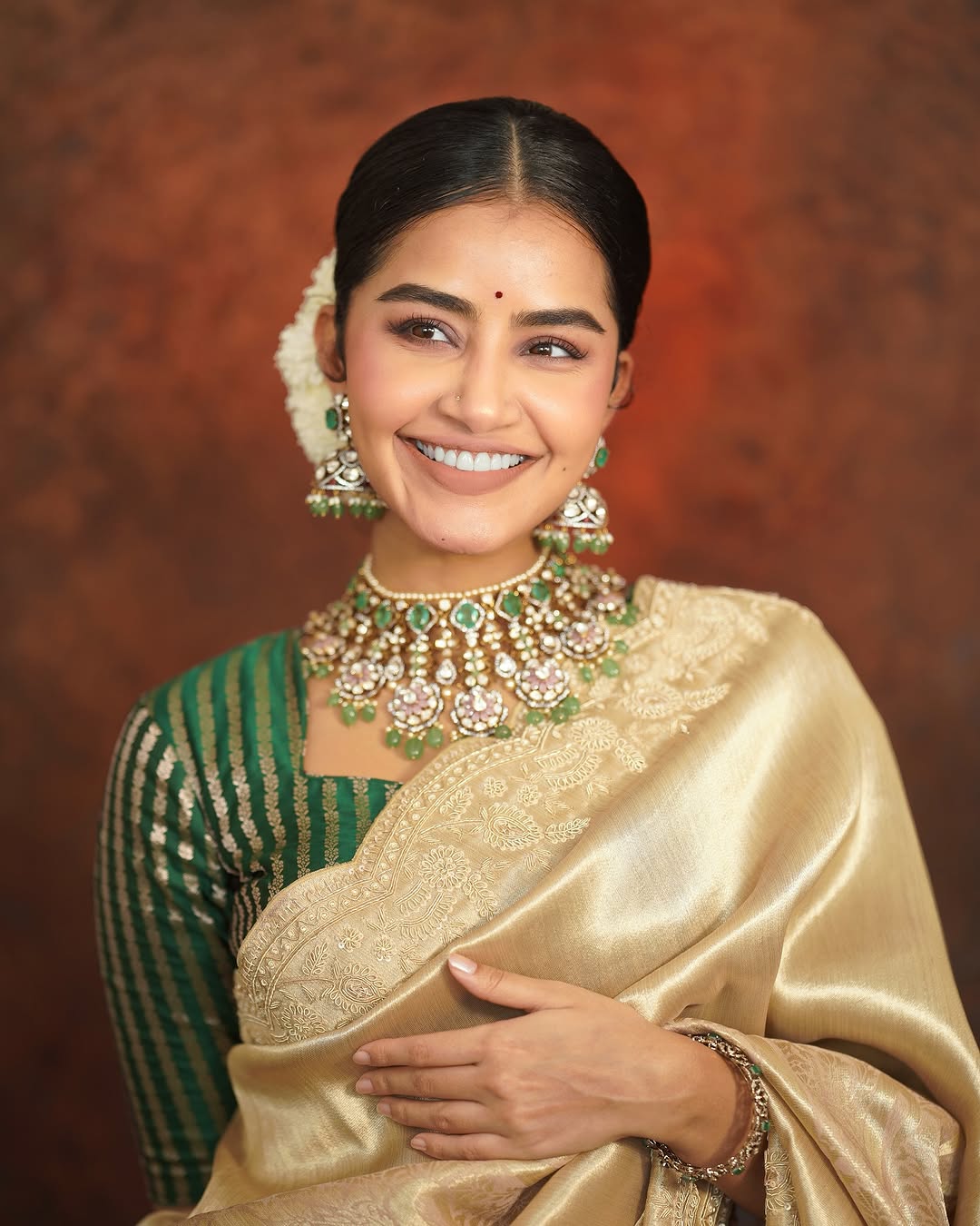 Actress Anupama Parameswaran Photo Gallery