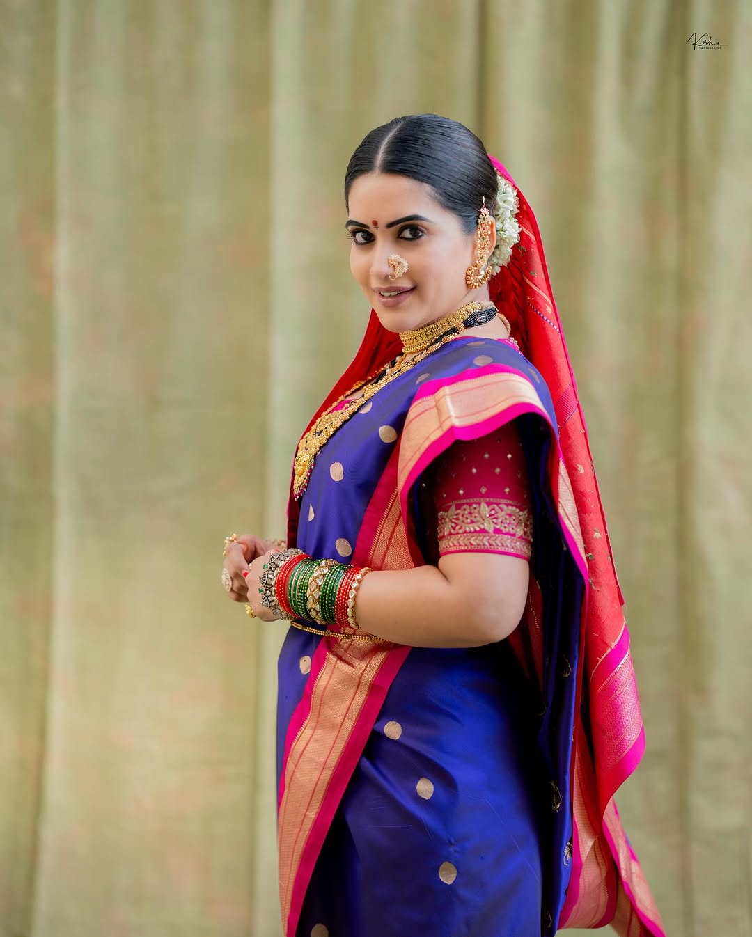 Sravanthi Chokarapu Photo Gallery