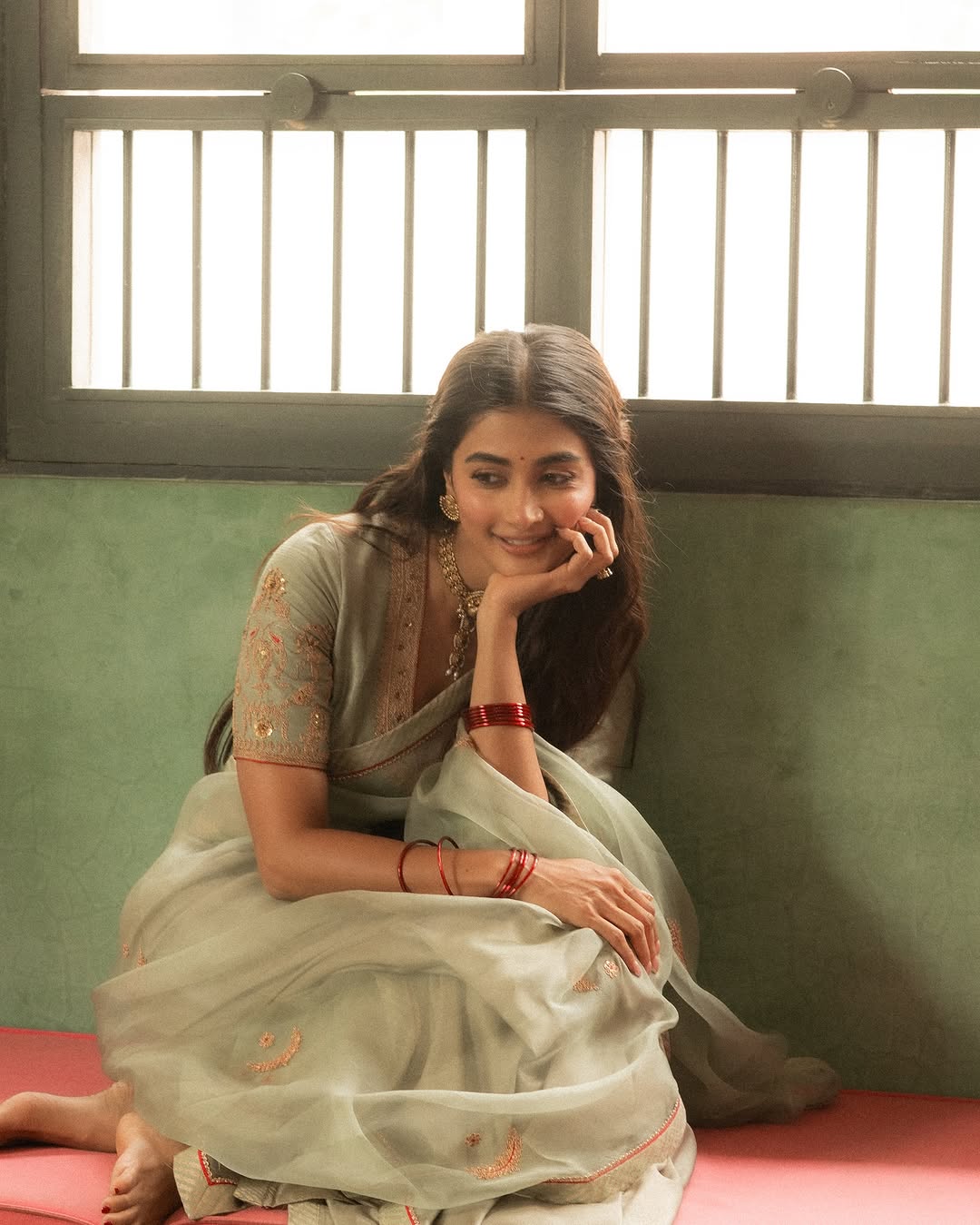 Actress Pooja Hegde Photo Gallery