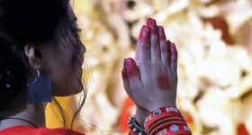 Shanku Pushpam: ఈ నీలి తెలుపు అపరాజిత పువ్వులను ఇలా ఉపయోగించారంటే మీకు జుట్టు నల్లగా, పొడవుగా పెరుగుతుంది