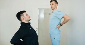 Back Pain: వెన్ను నొప్పితో విసిగిపోయారా..? ఈ సంపుల్ టిప్స్‌తో చెక్ పెట్టండి..