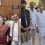 Congress Praises TG Ministers: శెభాష్ తెలంగాణ.. కాంగ్రెస్ నేతలను పొగిడిన సోనియా