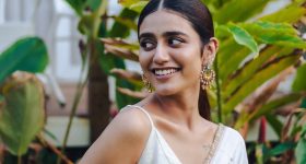 Janhvi Kapoor: బుట్టబొమ్మలా ముస్తాబయిన జాన్వీ కపూర్.. తమిళ ఫ్యాన్స్ అంతా హ్యాపీ