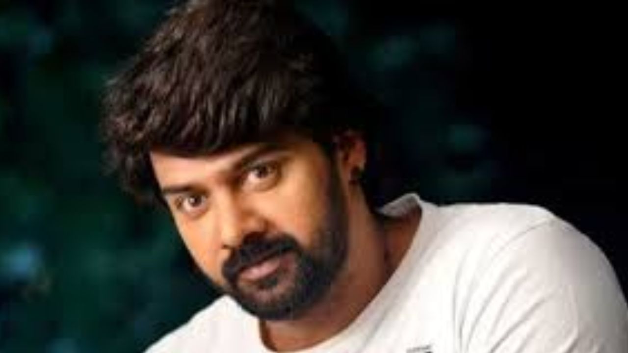 Naveen Chandra : త్రివిక్రమ్ అయినా సరే.. ఈయన కండీషన్స్ కి ఒప్పుకోవాల్సిందే..