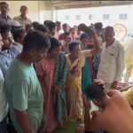 AP News : మహిళల న్యూడ్ వీడియోస్.. డాక్టర్‌ను చితక్కొట్టి..