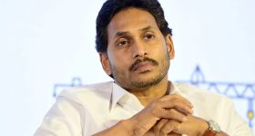 AP Politics: బాబుకు చెక్ .. సొంత పార్టీ నేతలే !