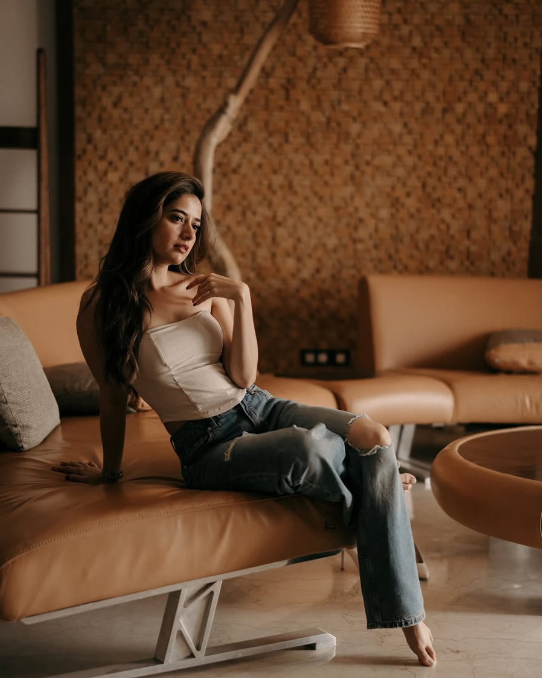 Ashika Ranganath : మత్తెక్కించే చూపులతో..వయ్యాలతో కేక పుట్టిస్తున్న ఆషికా..