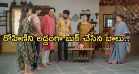 Venuswamy : బన్నీ వల్లే టాలీవుడ్ ఇండస్ట్రీ పతనం మొదలైంది.. వేణుస్వామి షాకింగ్ కామెంట్స్..
