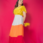 Sreemukhi : కలర్ ఫుల్ డ్రెస్ లో శ్రీముఖి స్టైలిష్ స్టిల్స్ అదుర్స్.. భలే ఉంది మామా..