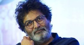Viral Video: యువతిపై చెయ్యేసిన కామాంధుడు, వీపు విమానం మోత మోగించిన మహిళలు!