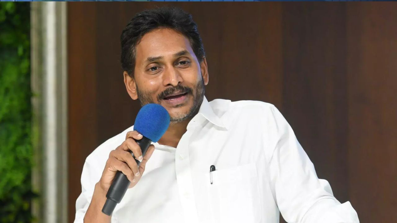 YS Jagan : మళ్లీ గిల్లిన జగన్.. టార్గెట్ అదేనా?