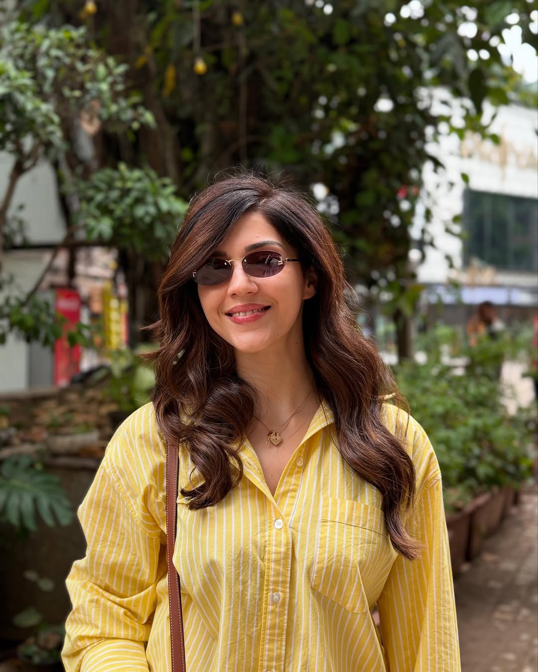 Actress Mehreen pirzaada Photo Gallery