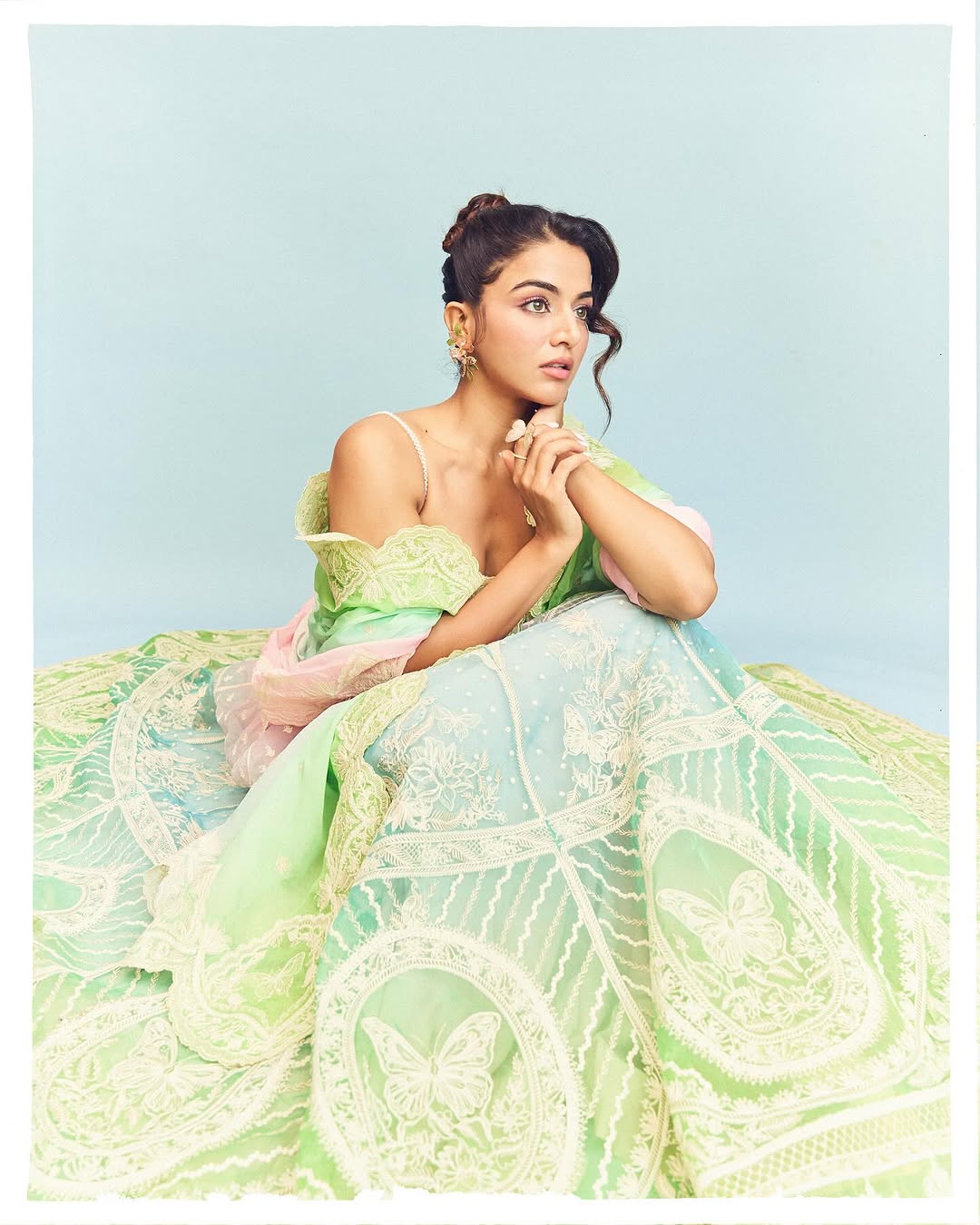 Wamiqa Gabbi photo Gallery