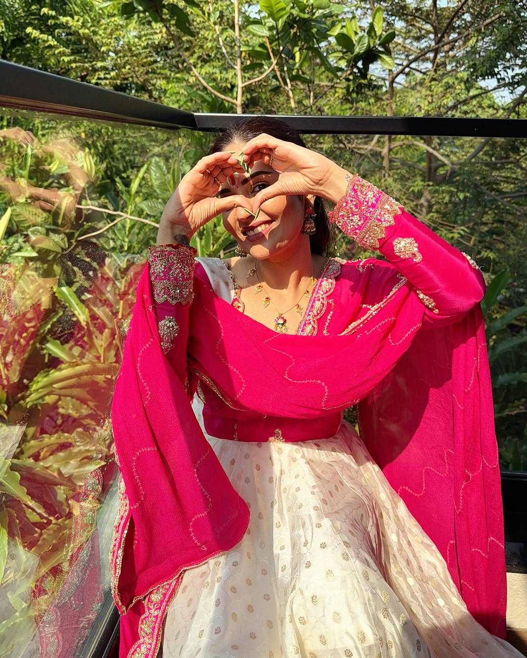 Actress Sreemukhi Photo Gallery