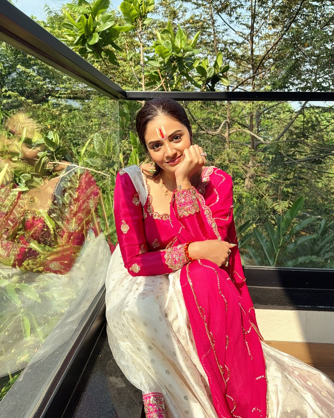 Actress Sreemukhi Photo Gallery