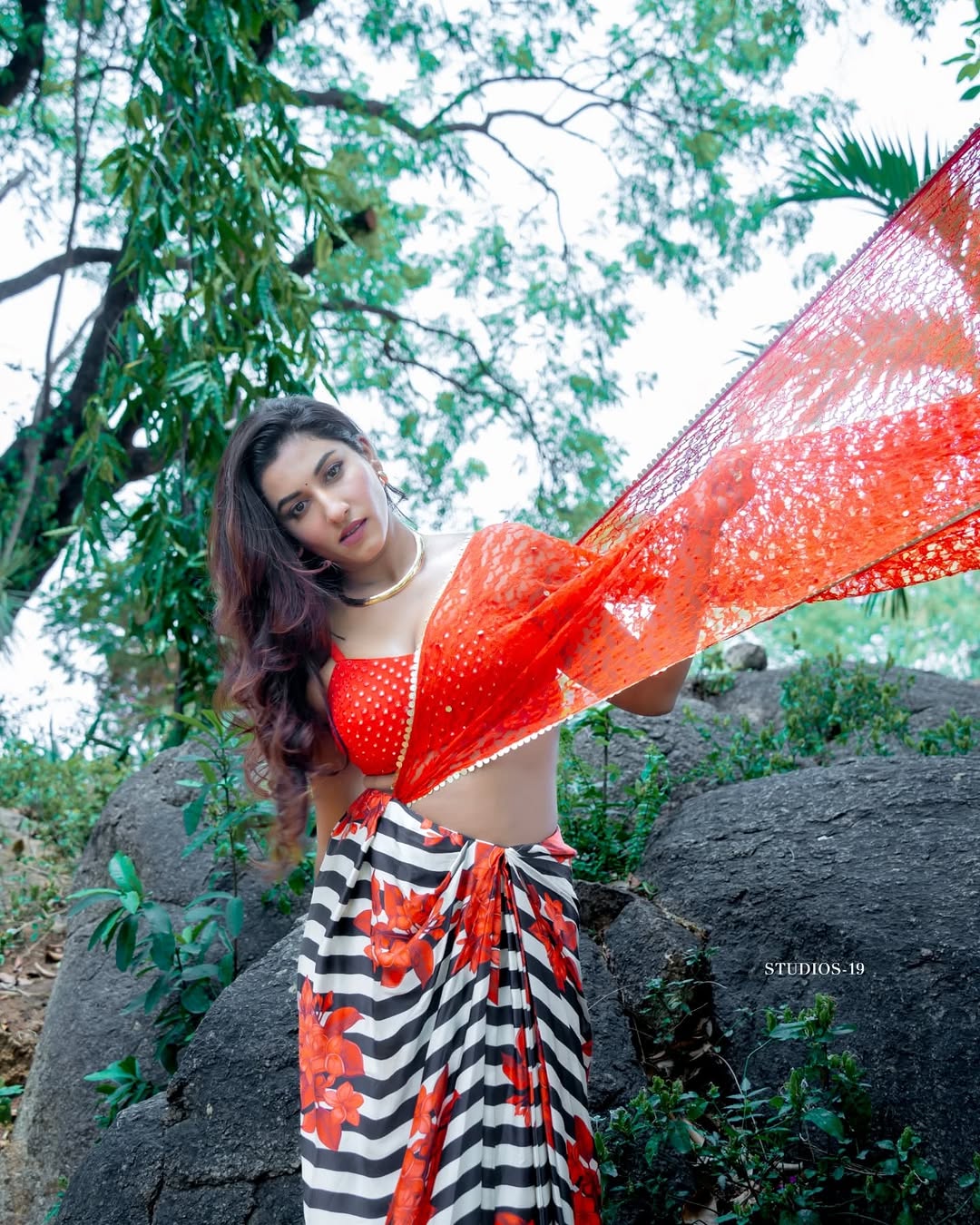 Vishnu priya Photo Gallery