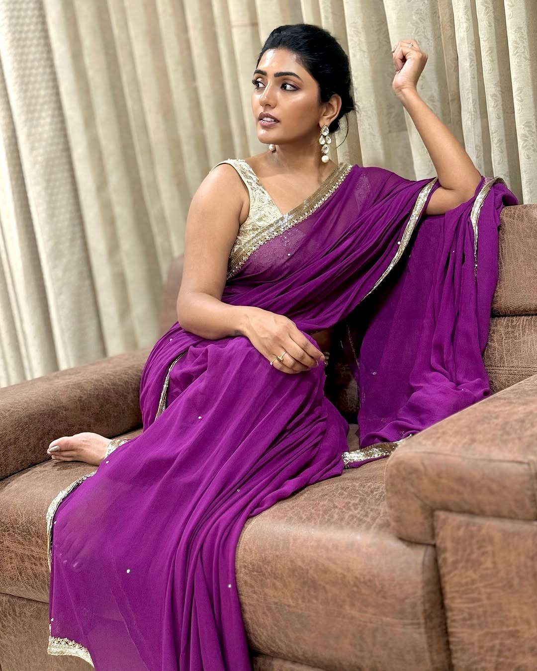 Eesha Rebba Photo Gallery
