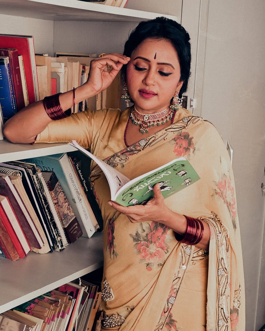 Actress Suma Kanakala Photo Gallery