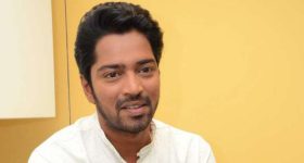 Allari Naresh : అల్లరి నరేష్ సినిమా కోసం డిఫరెంట్ టైటిల్