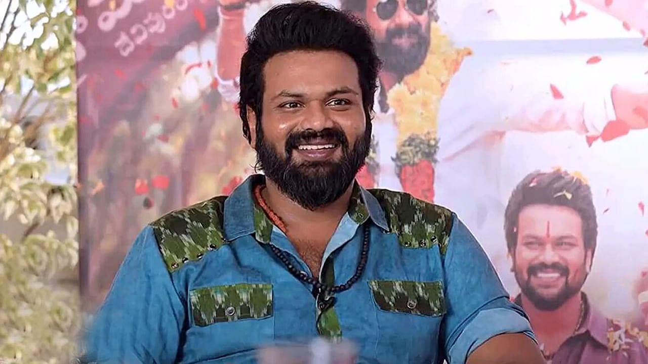 Manchu Manoj: అమ్మను ఎవరూ ఆపలేరు.. ఇది ఆస్తి గొడవ కాదు.. మనోజ్ ఇంట్రెస్టింగ్ కామెంట్స్!