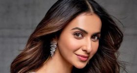 Rakul Preet Singh: అబార్షన్ చేయించుకోమని ఒత్తిడి చేస్తున్నారు... కన్నీళ్లు పెట్టుకున్న హీరోయిన్!