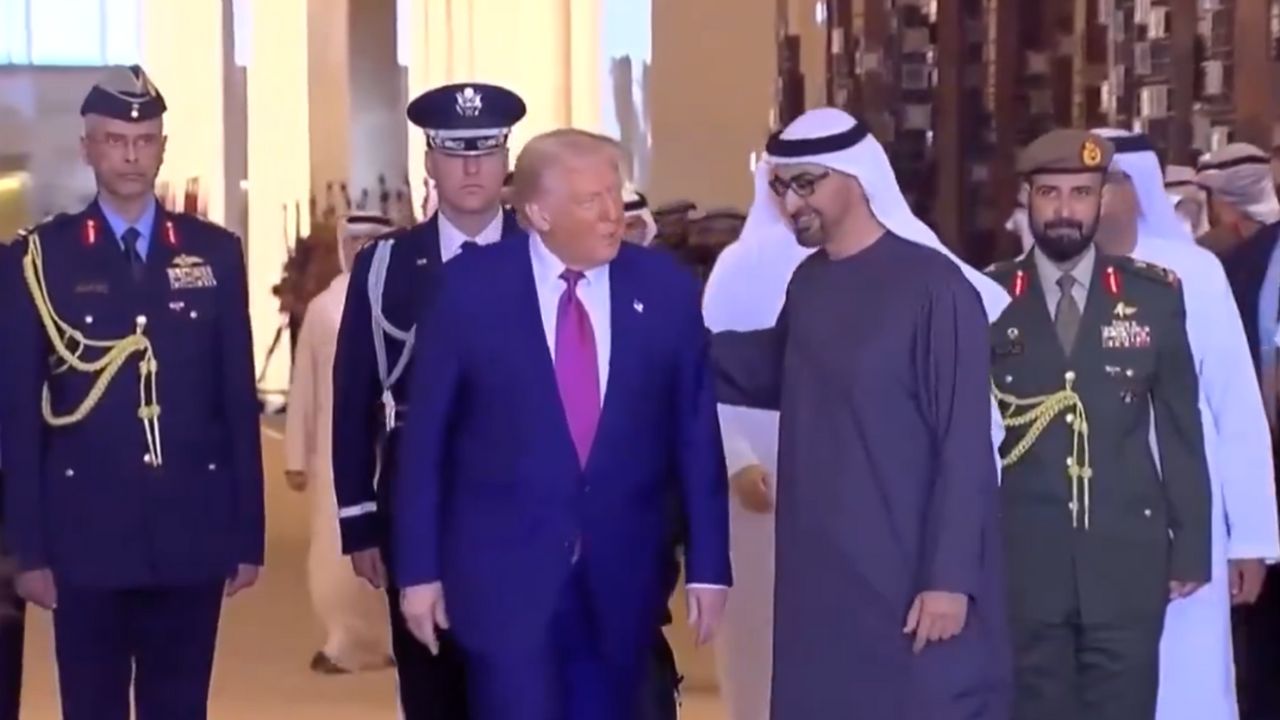 Donald Trump : ట్రంప్‌కు దెయ్యాలతో స్వాగతం!.. ఉలిక్కిపడిన అధ్యక్షుడు