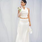 Raashi Singh: చల్లదనంలో కూడా వేడిని పుట్టిస్తోన్న రాశీ సింగ్..!