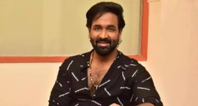 Manchu Vishnu: నాకెందుకు ఈ పరీక్ష స్వామీ... హార్డ్ డిస్క్ ను భలే వాడేస్తున్నావు సామి!