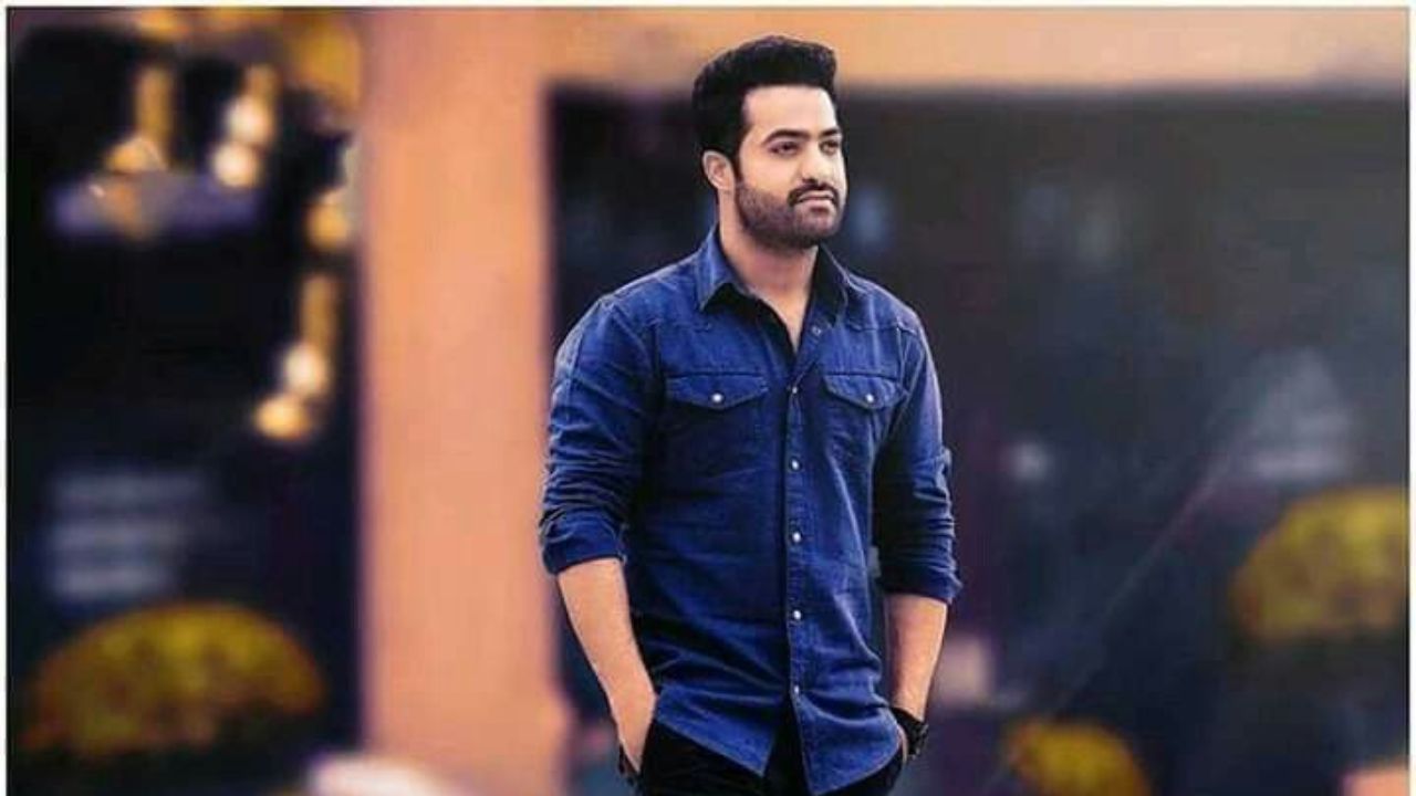 Jr NTR WAR 2 : అబ్బే.. ఎన్టీఆర్ అస్సలు సెట్ అవ్వలే.. ఈ హీరో అయితే బాక్సాఫీస్ బద్దలే