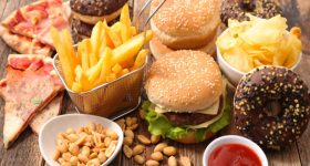 Worst Foods For Brain: ఇలాంటి ఫుడ్ తింటున్నారా ? జాగ్రత్త, అస్సలు అలా చేయొద్దు