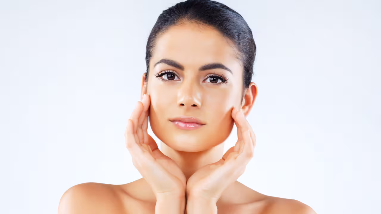 Tips For Natural Glow: ఫేస్ క్రీములు అవసరమే లేదు, ఈ టిప్స్ పాటిస్తే.. నేచురల్ గ్లో మీ సొంతం