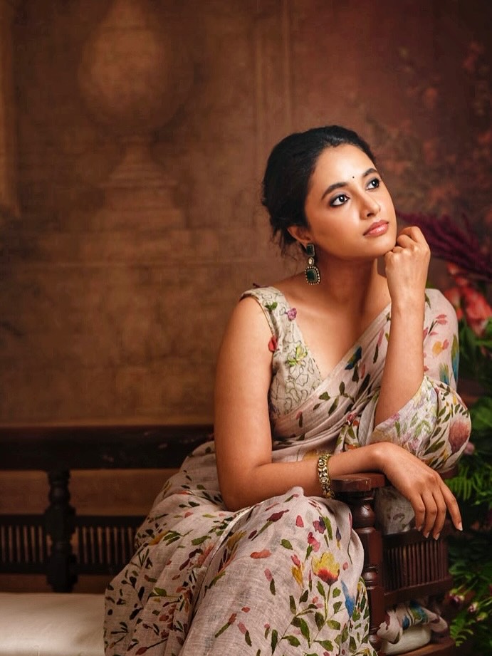 Actress Priyanka Mohan Photo Gallery