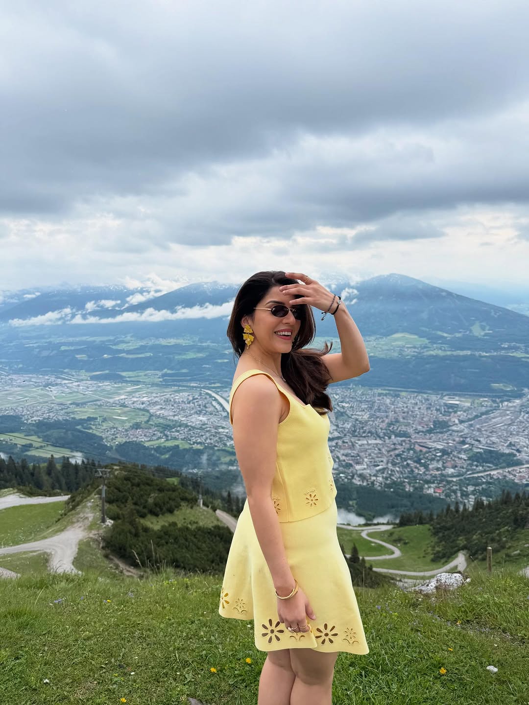 Mehareen Pirzada photo gallery